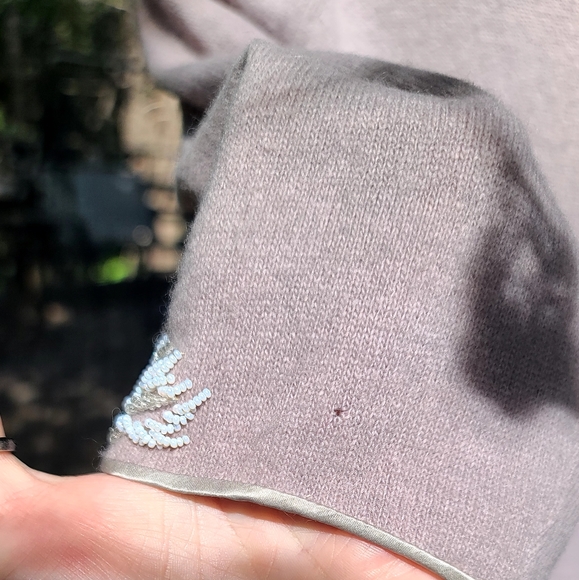 🎉HOST PICK🎊Star Light Co. Vintage lavender embroidered & lined sweater szS - Picture 11 of 13